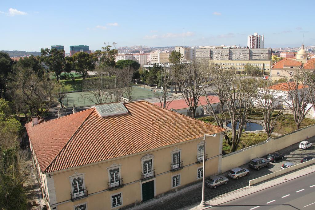 Beautiful View Close To Estadio Da Luz Lisboa Exteriör bild